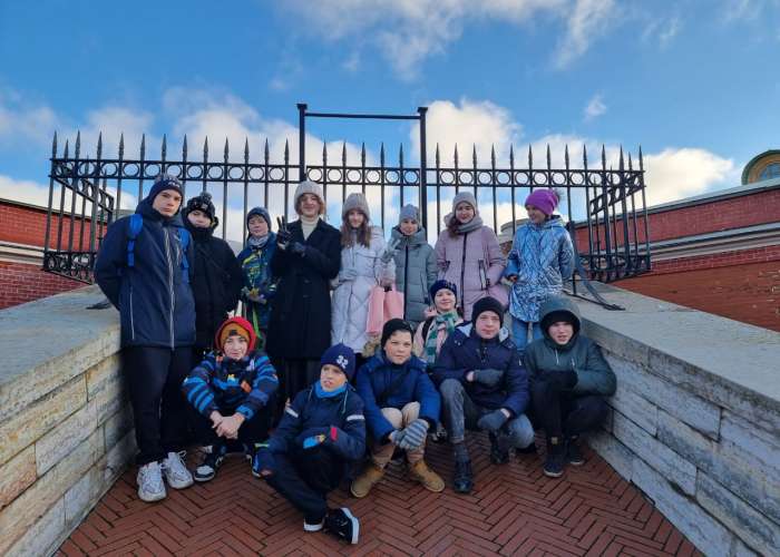 Ученики 6.2 класса прошли исторический квест по Петропавловской крепости